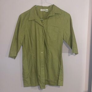 Green crossroads button-down